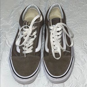 women’s low top vans